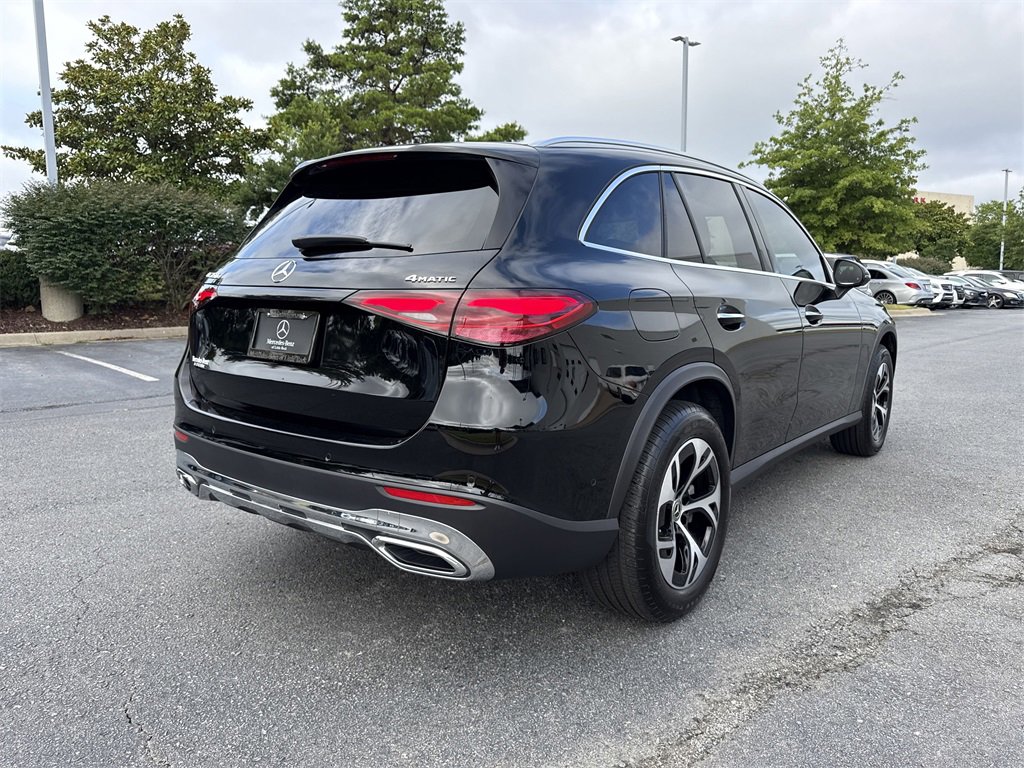 Certified 2025 Mercedes-Benz GLC 350e 4MATIC image 3