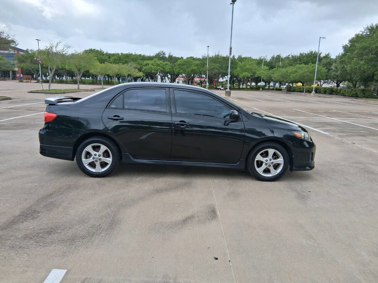 Used 2013 Toyota Corolla S FWD image 7