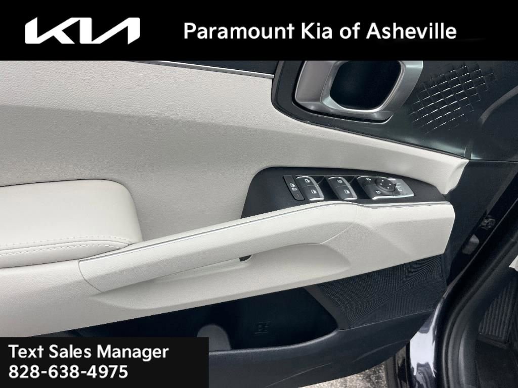 New 2025 Kia Sorento EX w/ Panoramic Sunroof Package image 25