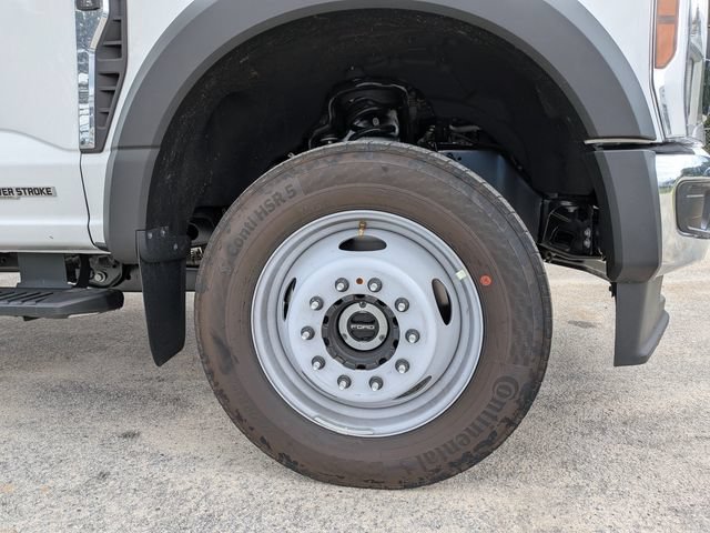 New 2026 Ford F550 4x4 Supercab Super Duty image 13