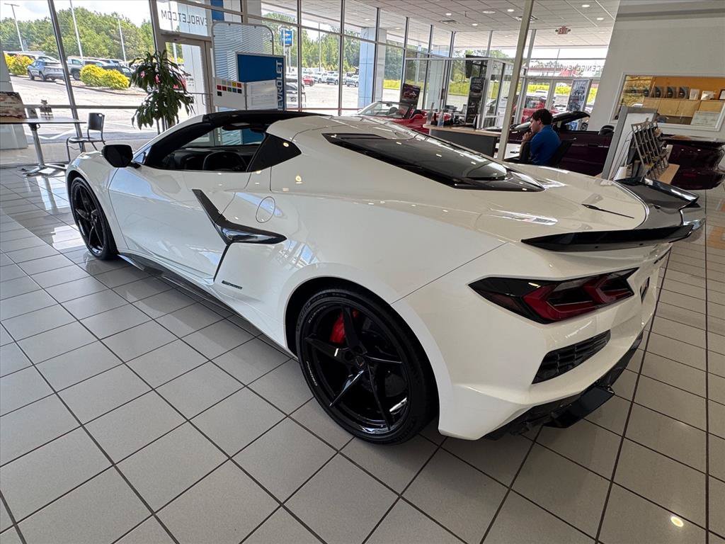 Used 2025 Chevrolet Corvette E-Ray w/ Battery Protection Package AWD/4WD image 5
