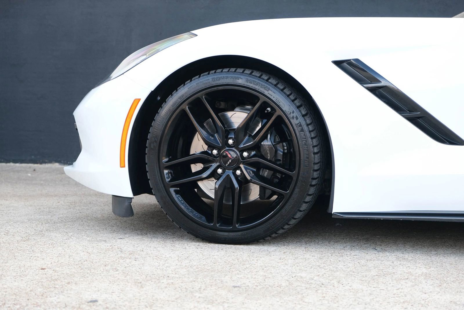 Used 2016 Chevrolet Corvette Stingray w/ 3LT w/ 3LT Preferred Equipment Group image 9