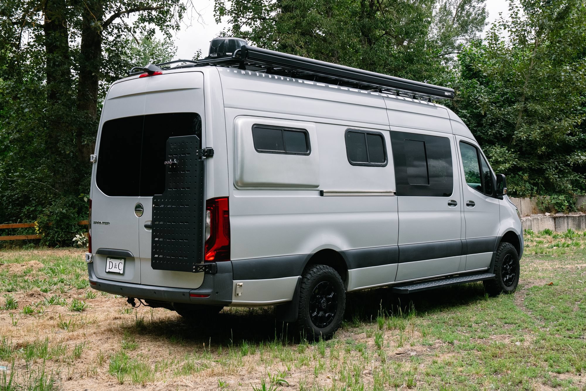 Used 2020 Freightliner Sprinter 2500 AWD/4WD image 6