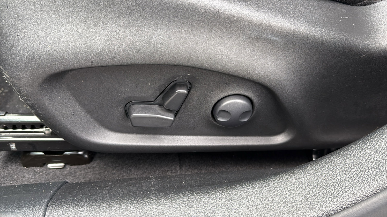 Certified 2024 Jeep Compass Trailhawk w/ Trailhawk Elite Group image 14