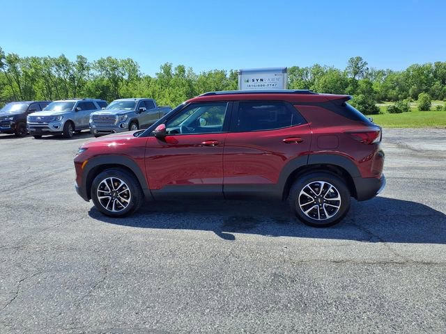 Used 2024 Chevrolet TrailBlazer LT w/ LT Cold Weather Package FWD image 30