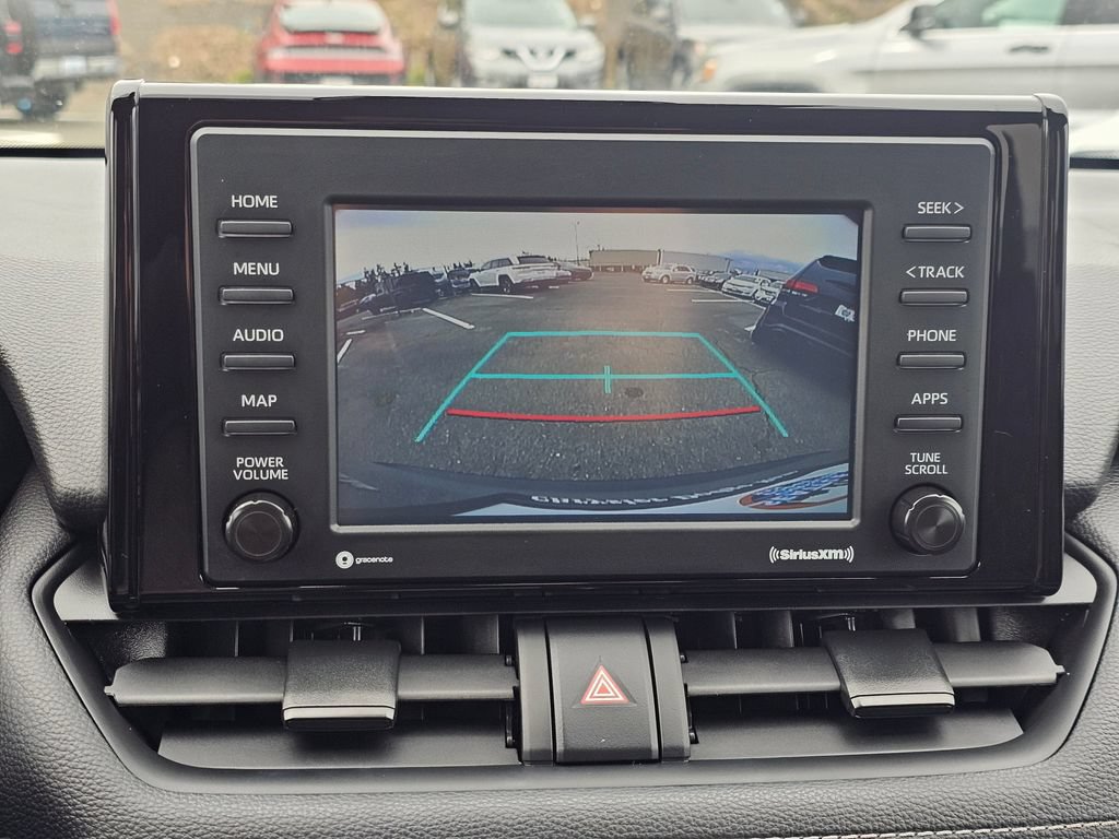 Used 2022 Toyota RAV4 XLE w/ XLE Grade Weather Package AWD/4WD image 29