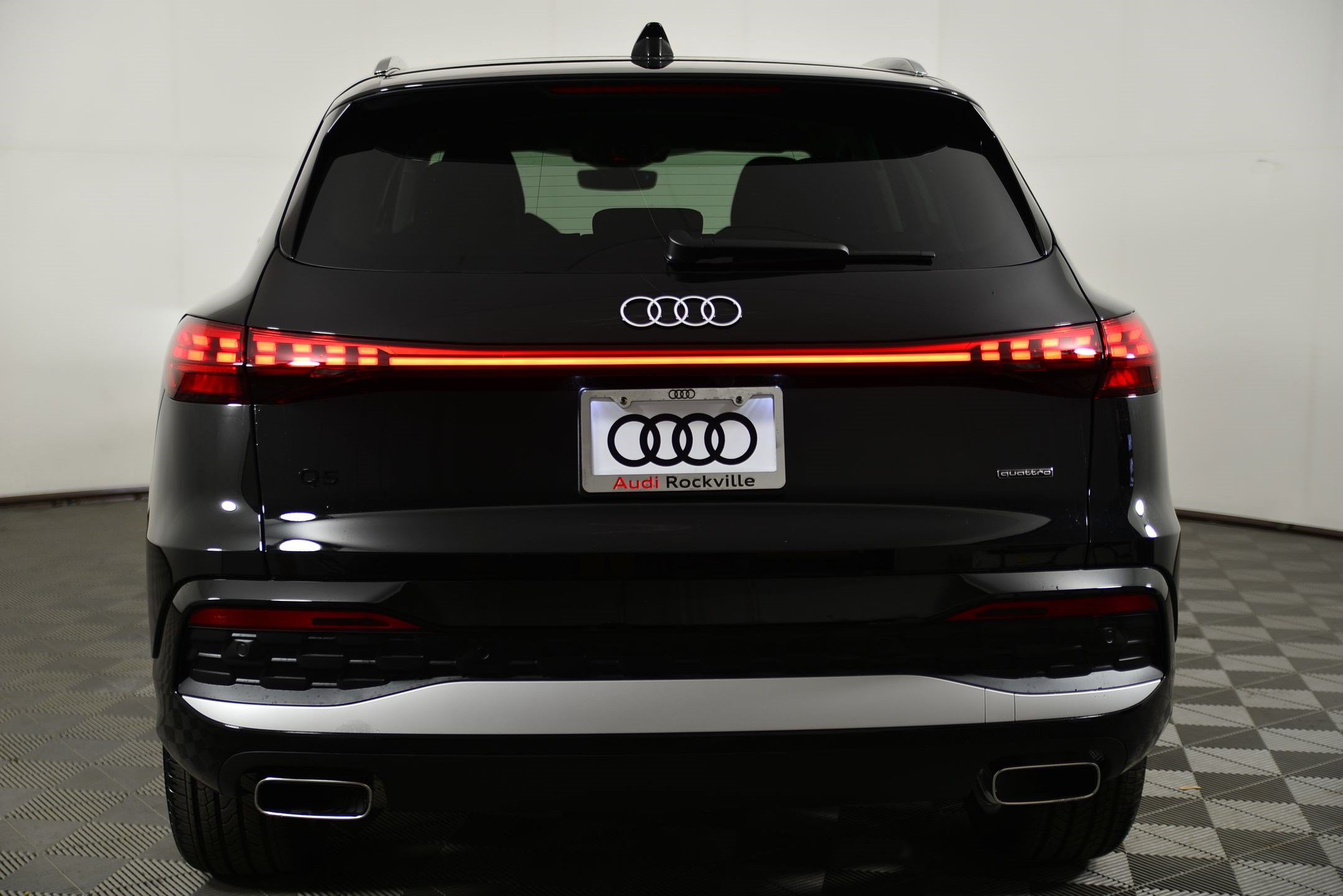 New 2025 Audi Q5 Premium w/ Premium Plus AWD/4WD image 8