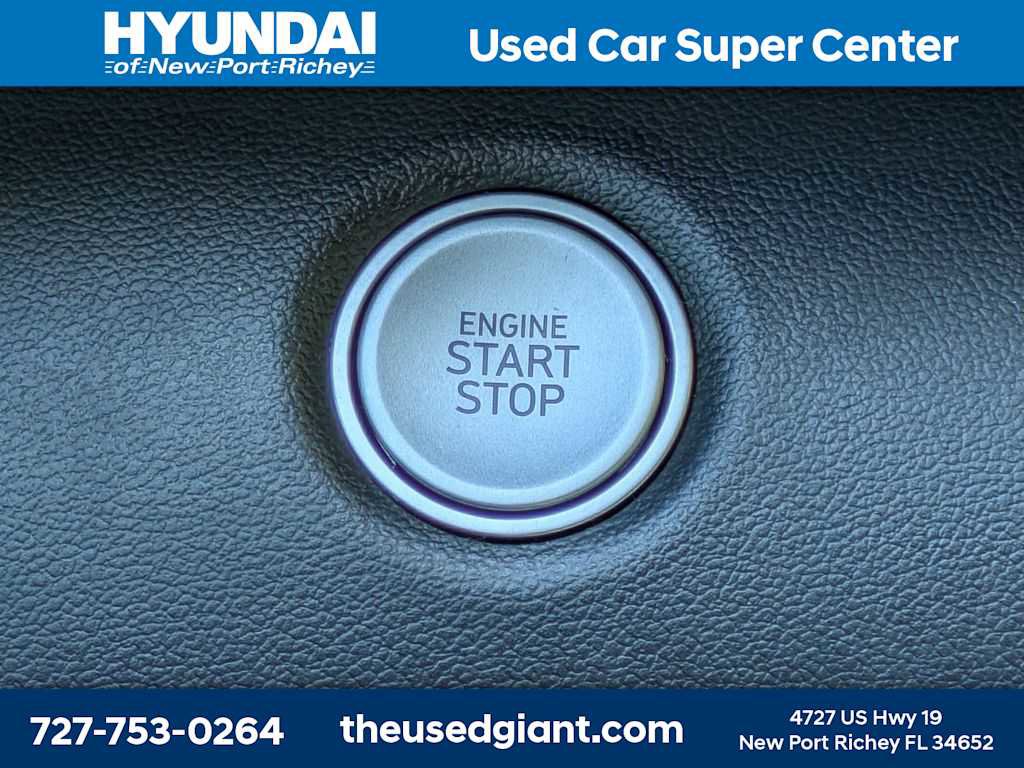 Used 2021 Hyundai Elantra SEL FWD image 29