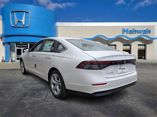 New 2025 Honda Accord LX image 4