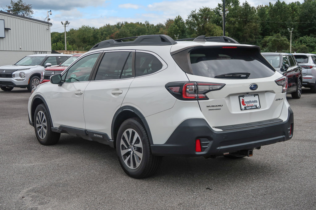 Used 2022 Subaru Outback Premium AWD/4WD image 13