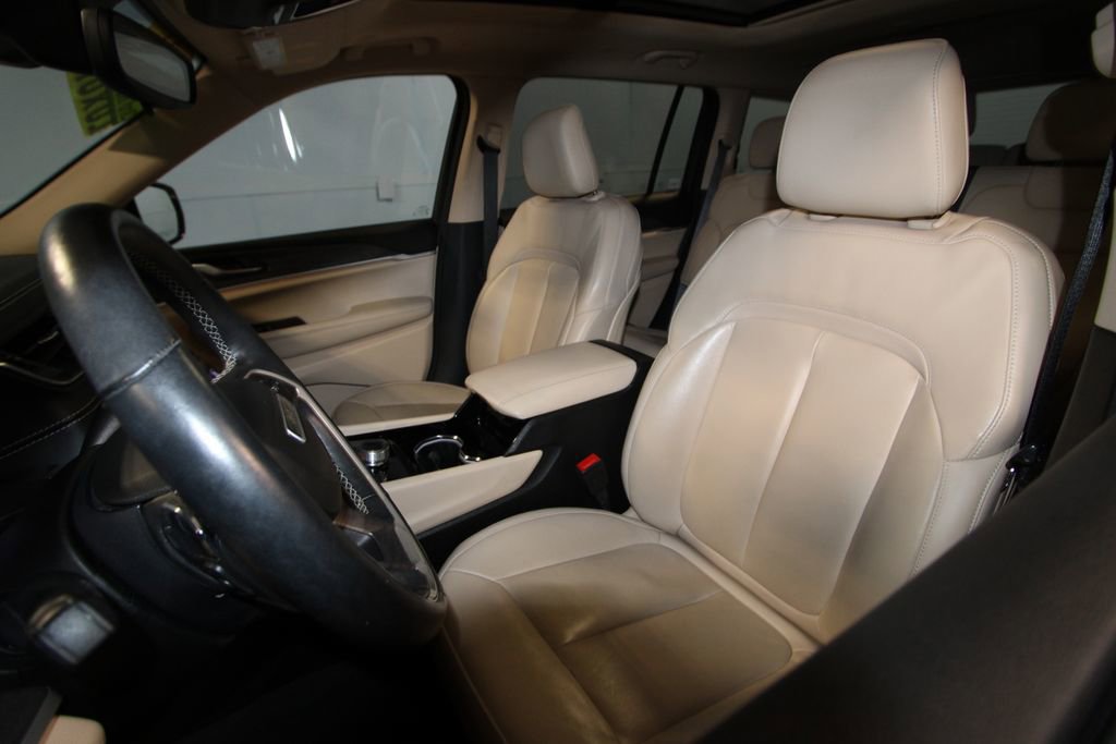 Used 2021 Jeep Grand Cherokee L Limited image 4