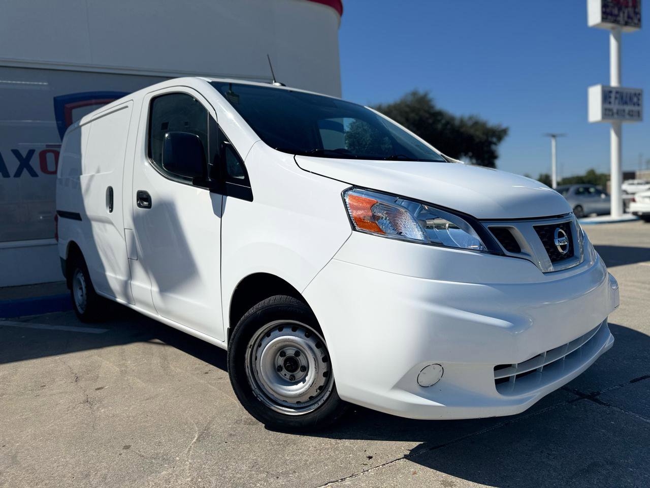 Used 2020 Nissan NV200 S FWD image 6