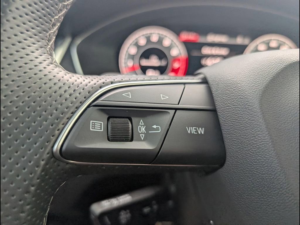 Used 2022 Audi SQ5 Premium Plus image 13