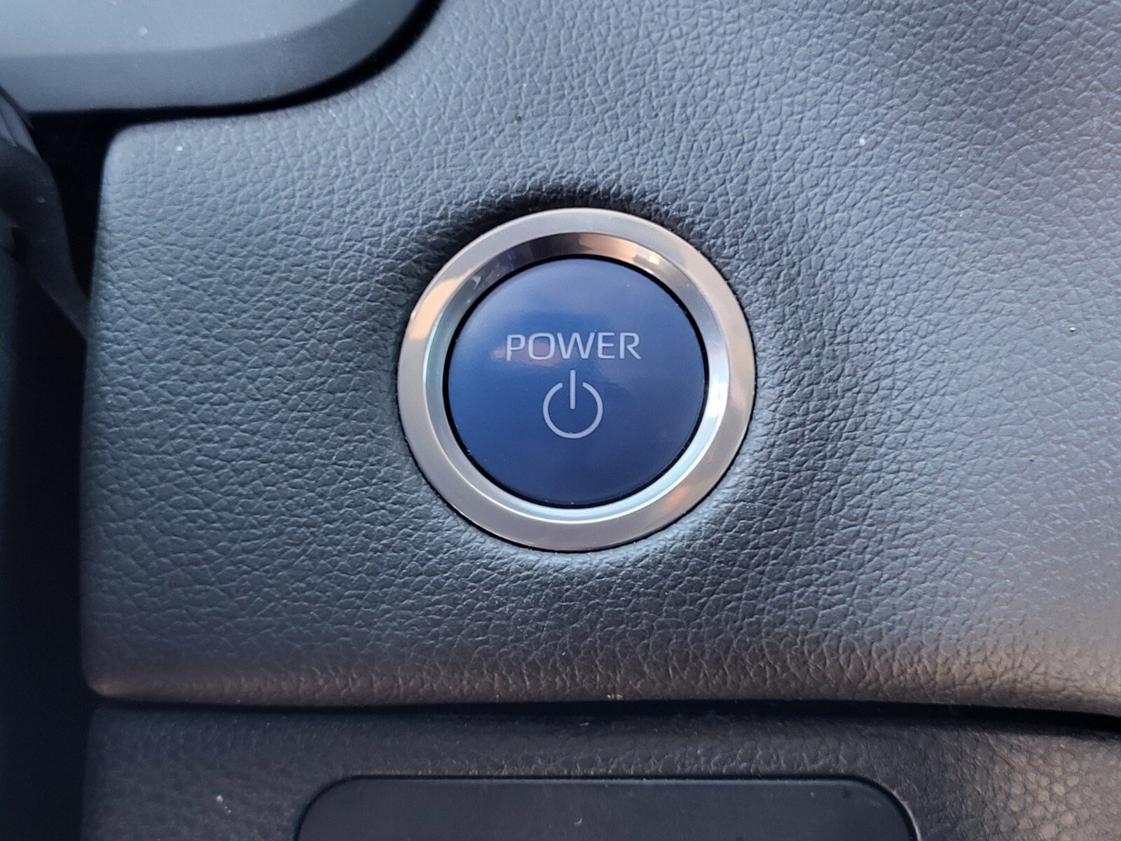 Used 2023 Toyota Sequoia SR5 w/ SR5 Premium Package RWD image 25