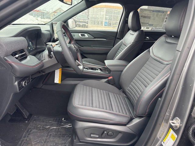 New 2026 Ford Explorer ST-Line w/ ST-Line Street Pack image 9