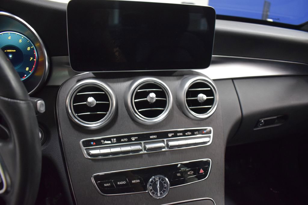 Used 2021 Mercedes-Benz C 300 4MATIC Sedan w/ Driver Assistance Package image 23