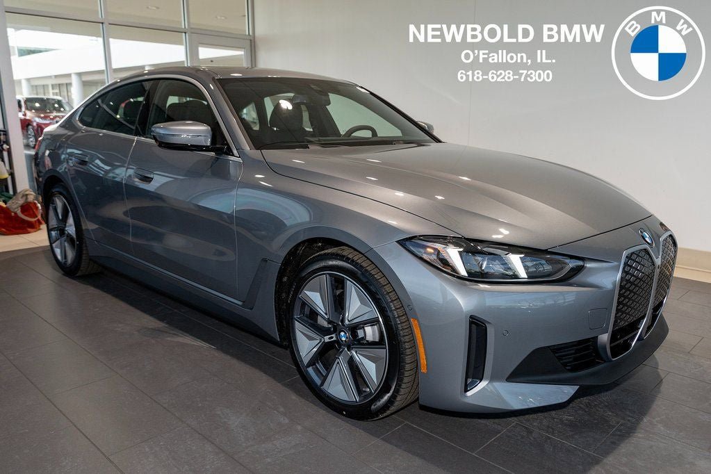New 2026 BMW i4 xDrive40i w/ Premium Package AWD/4WD image 1