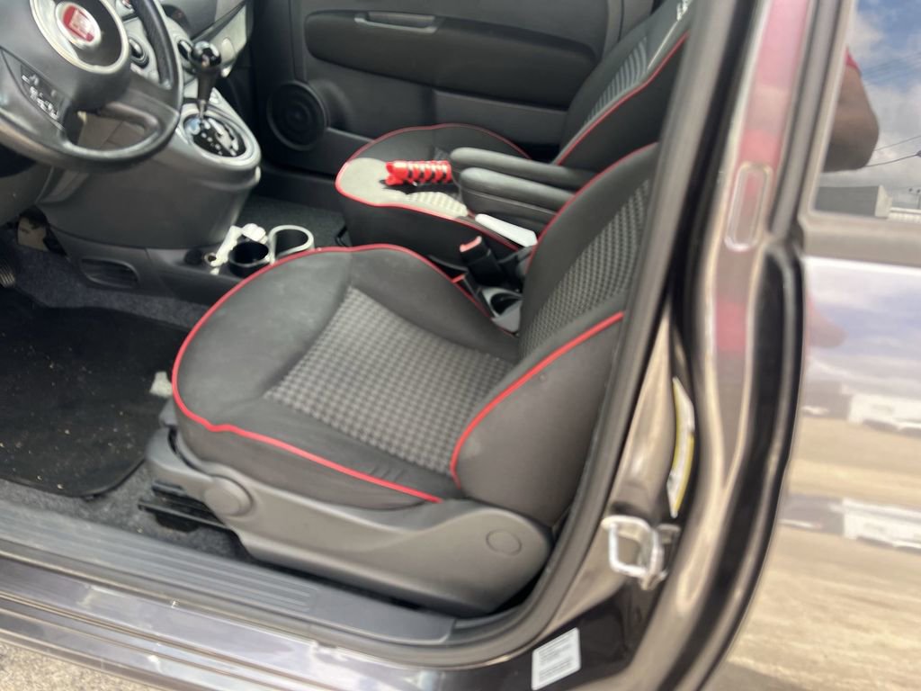 Used 2017 FIAT 500 Pop image 12