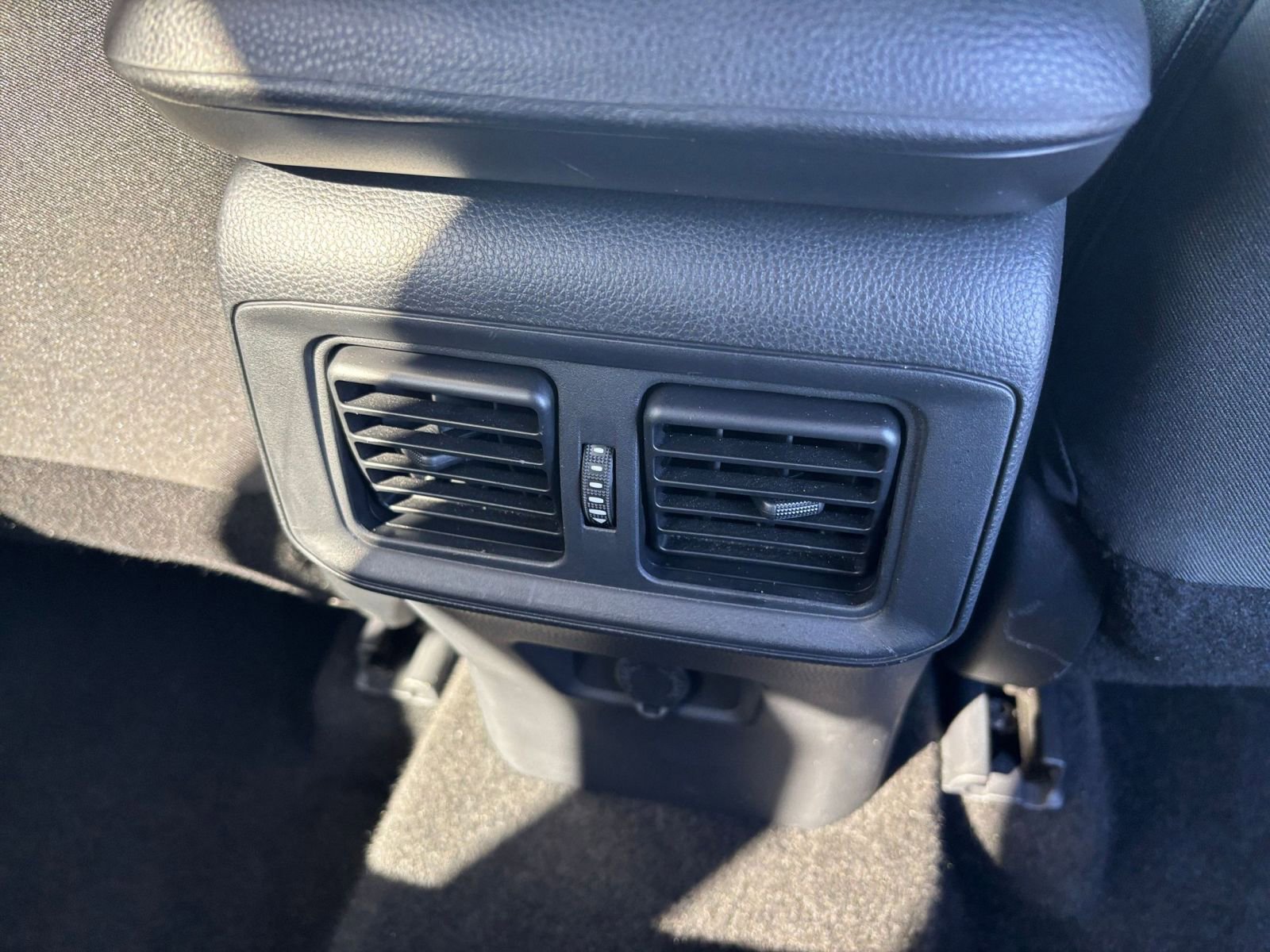 Used 2025 Toyota RAV4 LE image 22