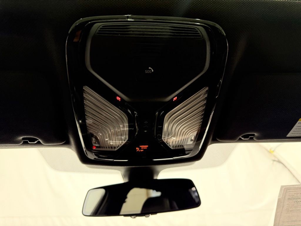 Used 2017 BMW 540i xDrive image 44