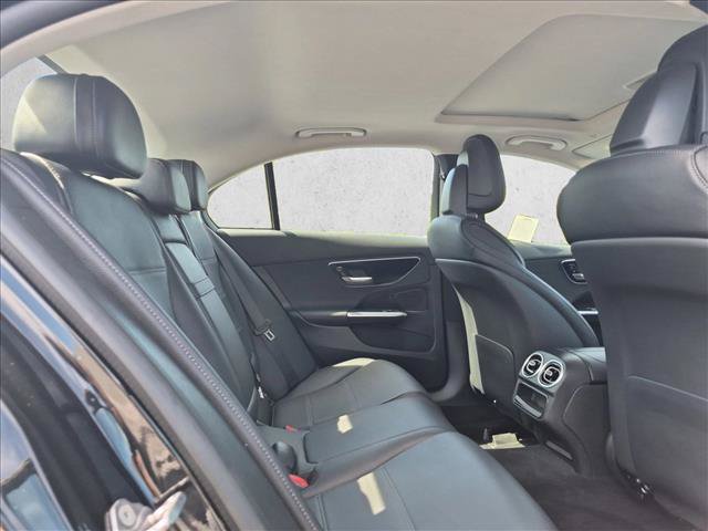 Used 2023 Mercedes-Benz C 300 Sedan image 16