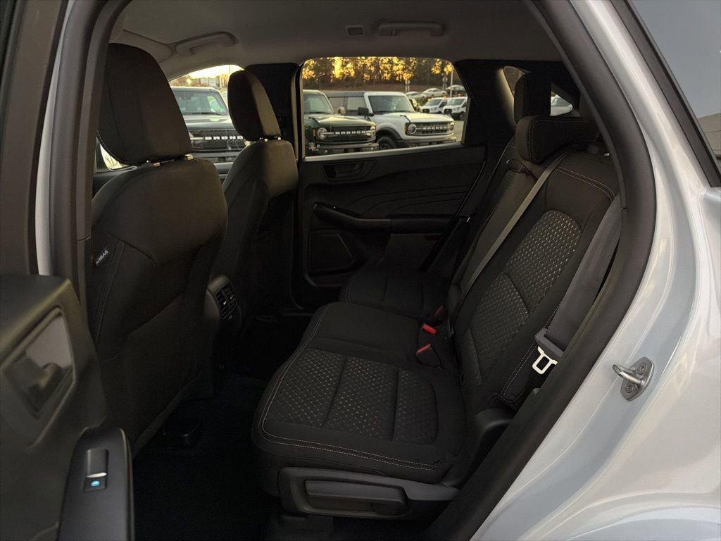 New 2026 Ford Escape Active image 13