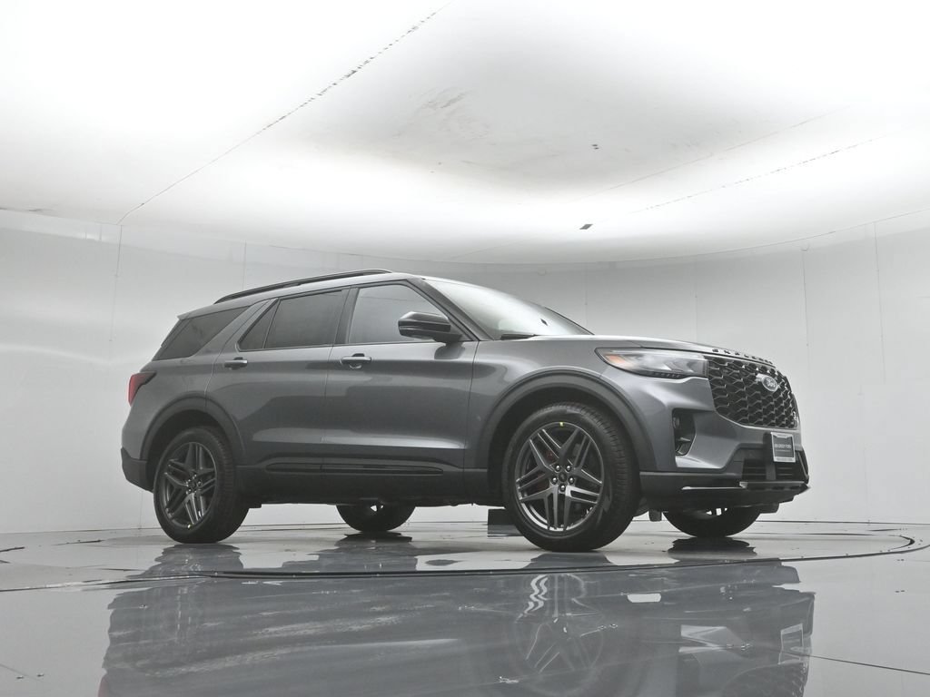 New 2026 Ford Explorer ST AWD/4WD image 3