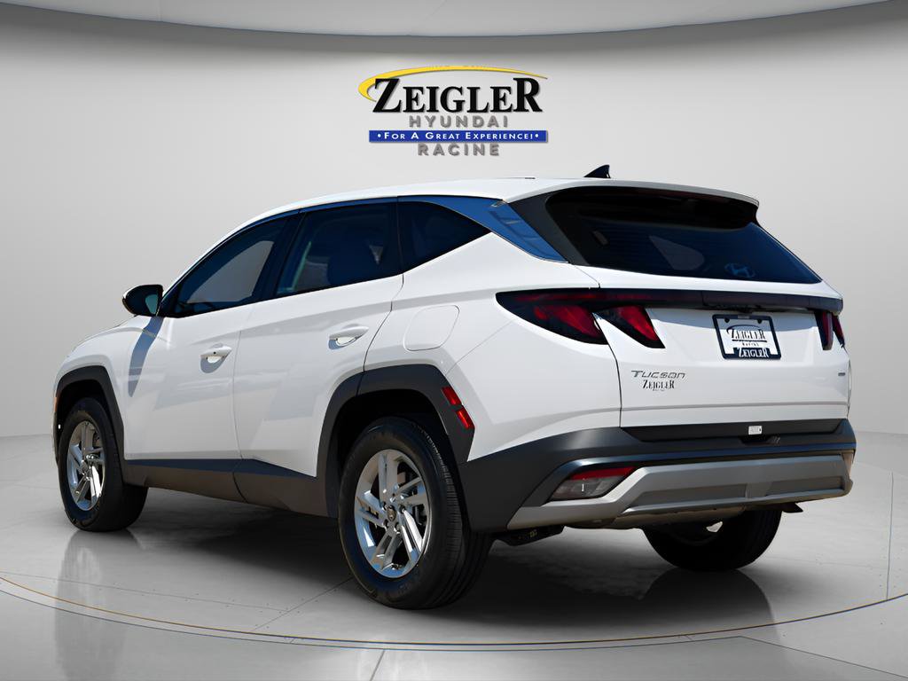 Used 2025 Hyundai Tucson SE AWD/4WD image 5