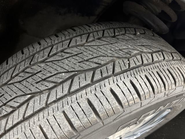 Used 2023 Chevrolet Traverse RS image 42