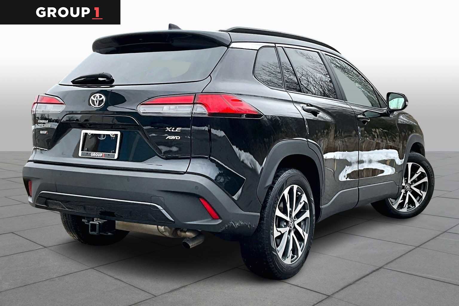 Certified 2022 Toyota Corolla Cross XLE w/ Convenience Package image 12