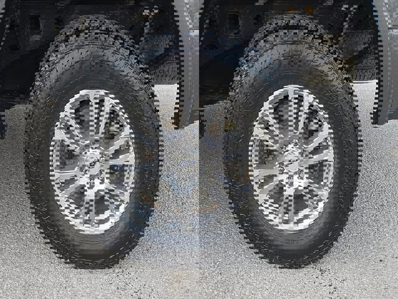 Used 2018 Ford F150 Lariat w/ Equipment Group 501A Mid image 8