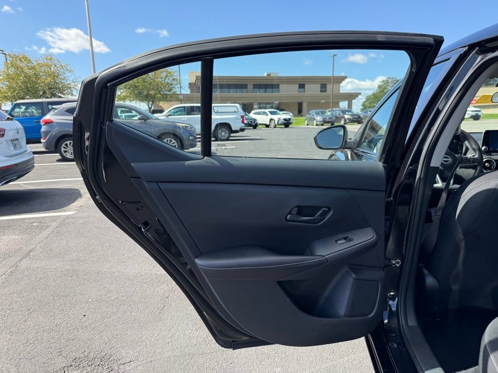 Used 2025 Nissan Sentra SV FWD image 29