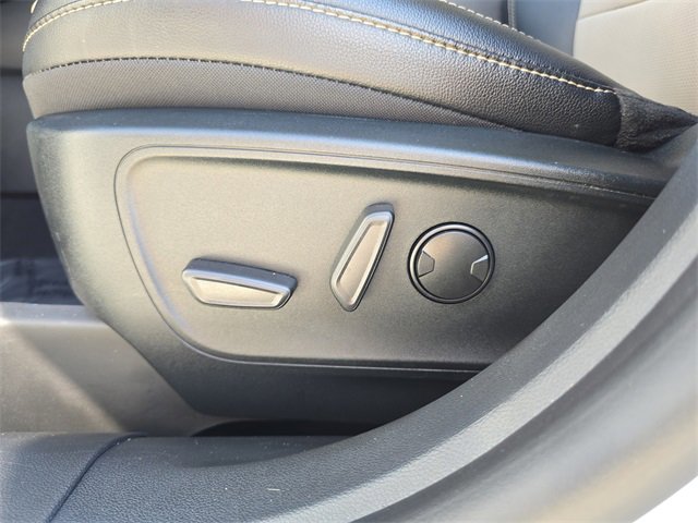 Used 2022 Ford Escape Titanium w/ Titanium Elite Package image 15