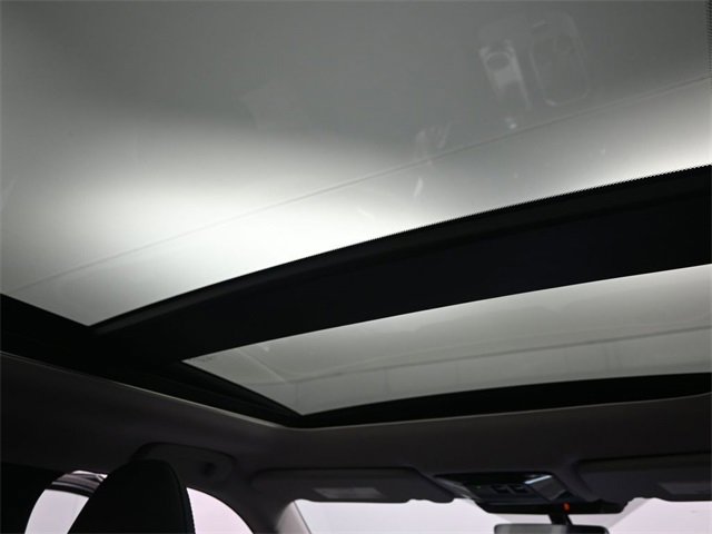 New 2025 Mitsubishi Outlander SE image 21