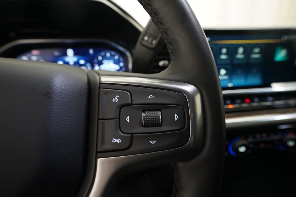 Used 2024 Chevrolet Silverado 1500 LT w/ LPO, Dark Essentials Package AWD/4WD image 18