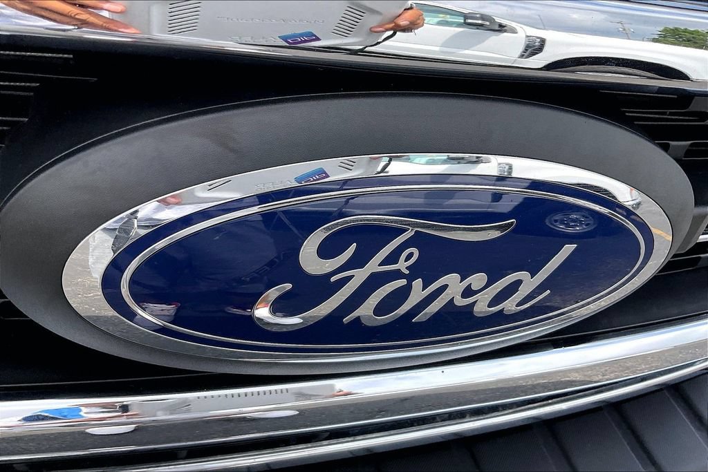 Certified 2021 Ford F250 Lariat w/ Lariat Value Package AWD/4WD image 32