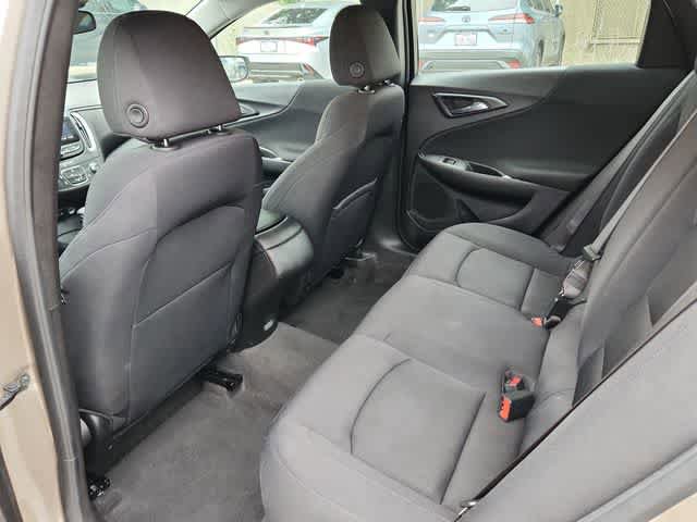 Used 2025 Chevrolet Malibu LS FWD image 16