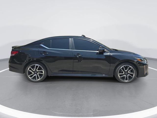 Used 2024 Nissan Sentra SR w/ SR Premium Package FWD image 3