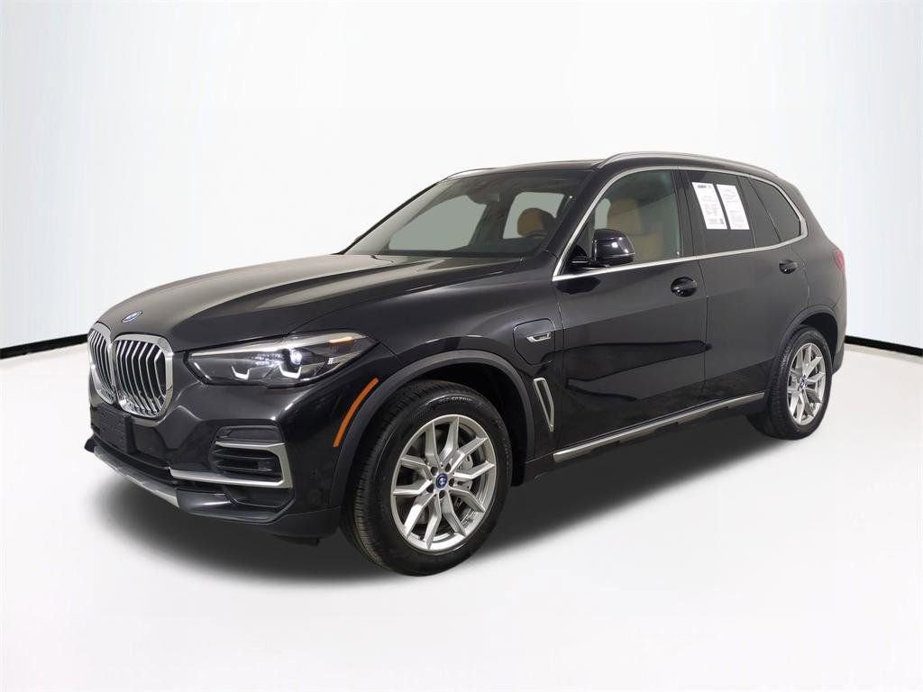 Used 2023 BMW X5 xDrive45e w/ Climate Comfort Package image 9
