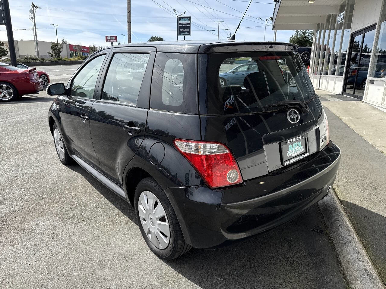 Used 2006 Scion xA FWD image 3