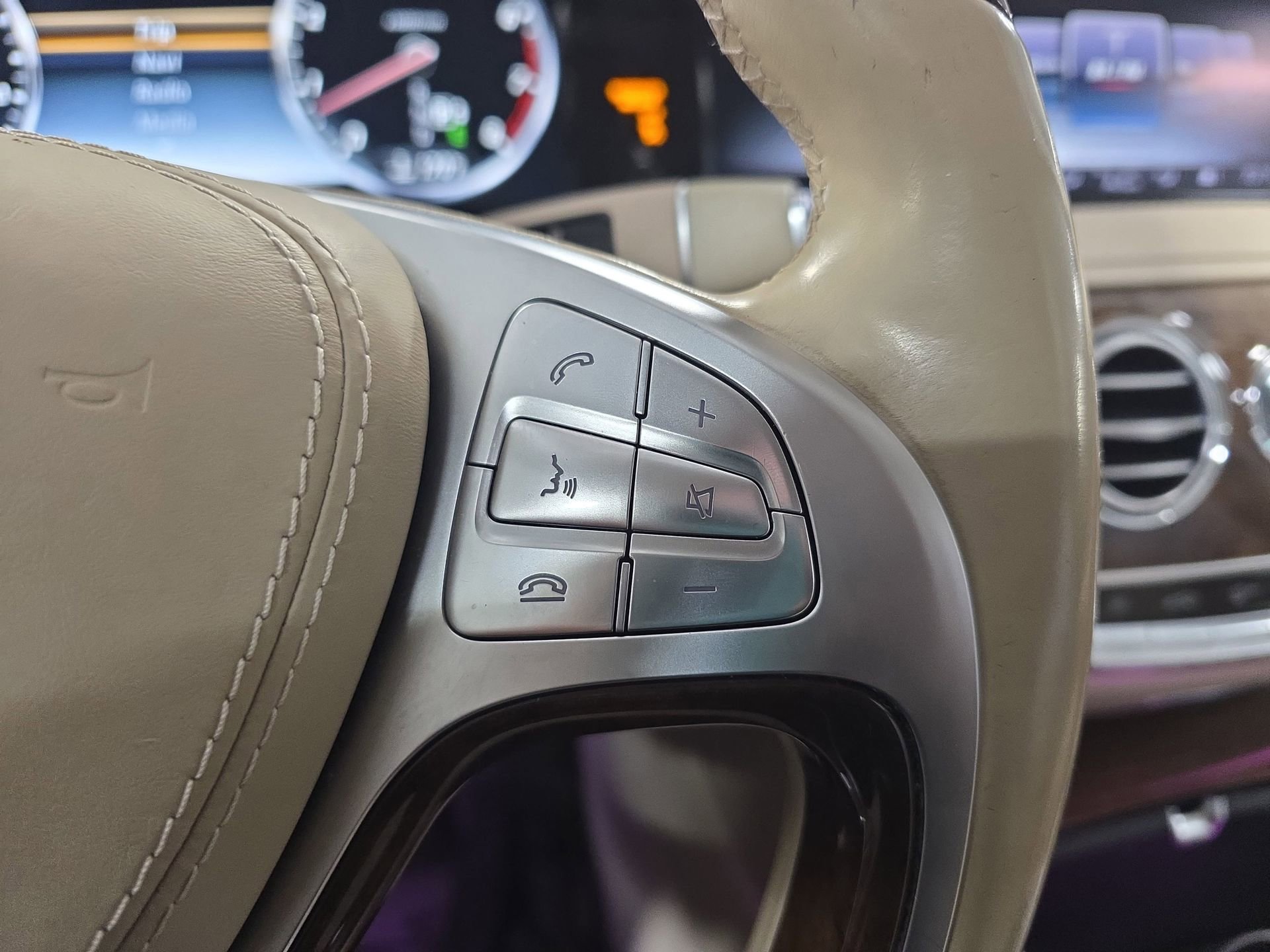 Used 2015 Mercedes-Benz S 550 4MATIC Sedan image 18