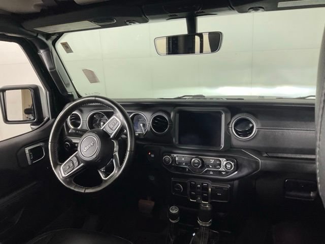 Used 2022 Jeep Wrangler Unlimited Sahara w/ Cold Weather Group AWD/4WD image 25