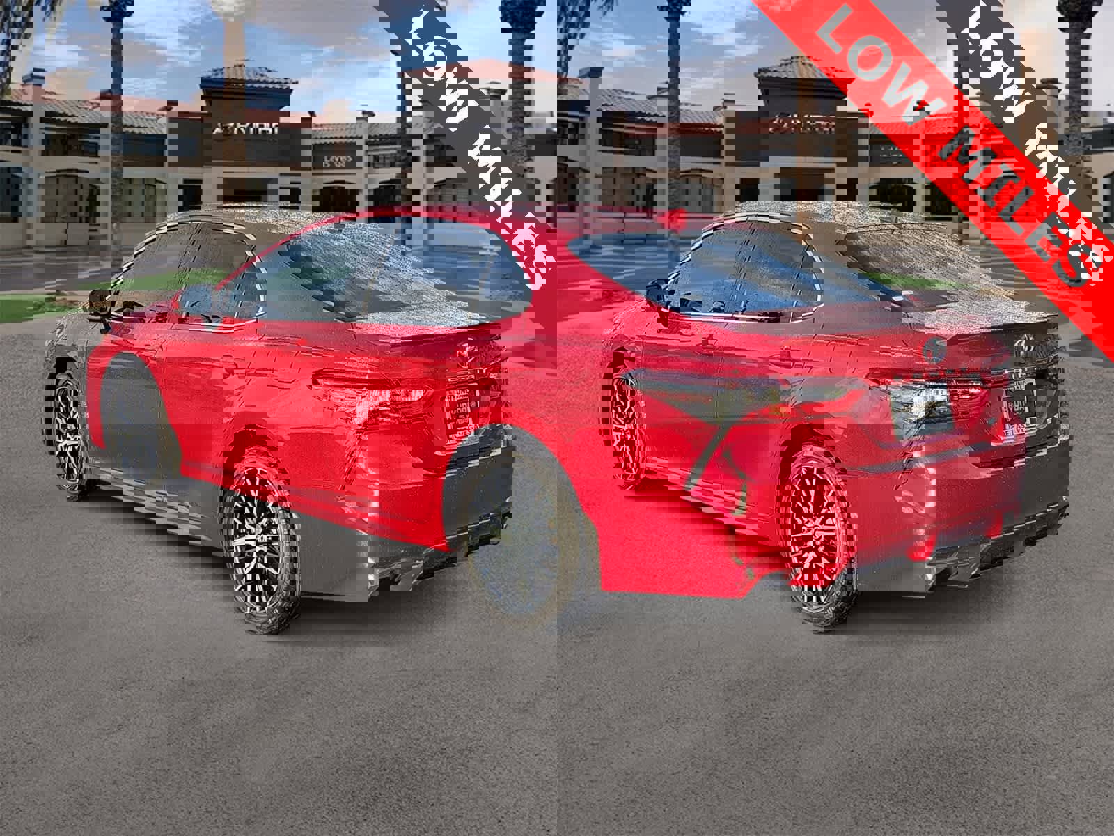 Used 2023 Toyota Camry SE image 6