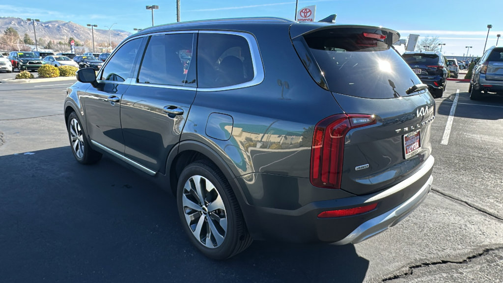 Used 2022 Kia Telluride S image 5