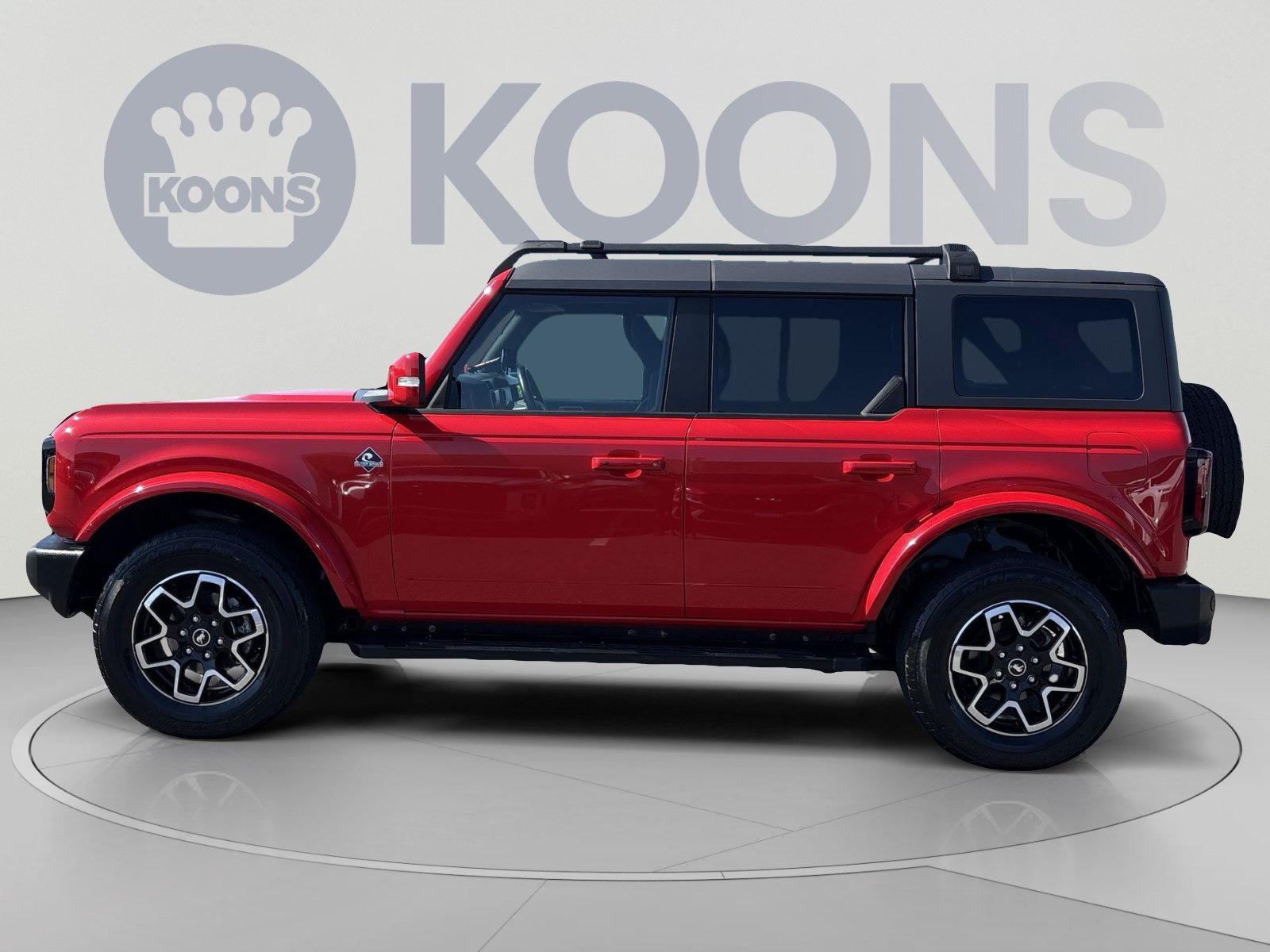 Used 2023 Ford Bronco Outer Banks AWD/4WD image 2