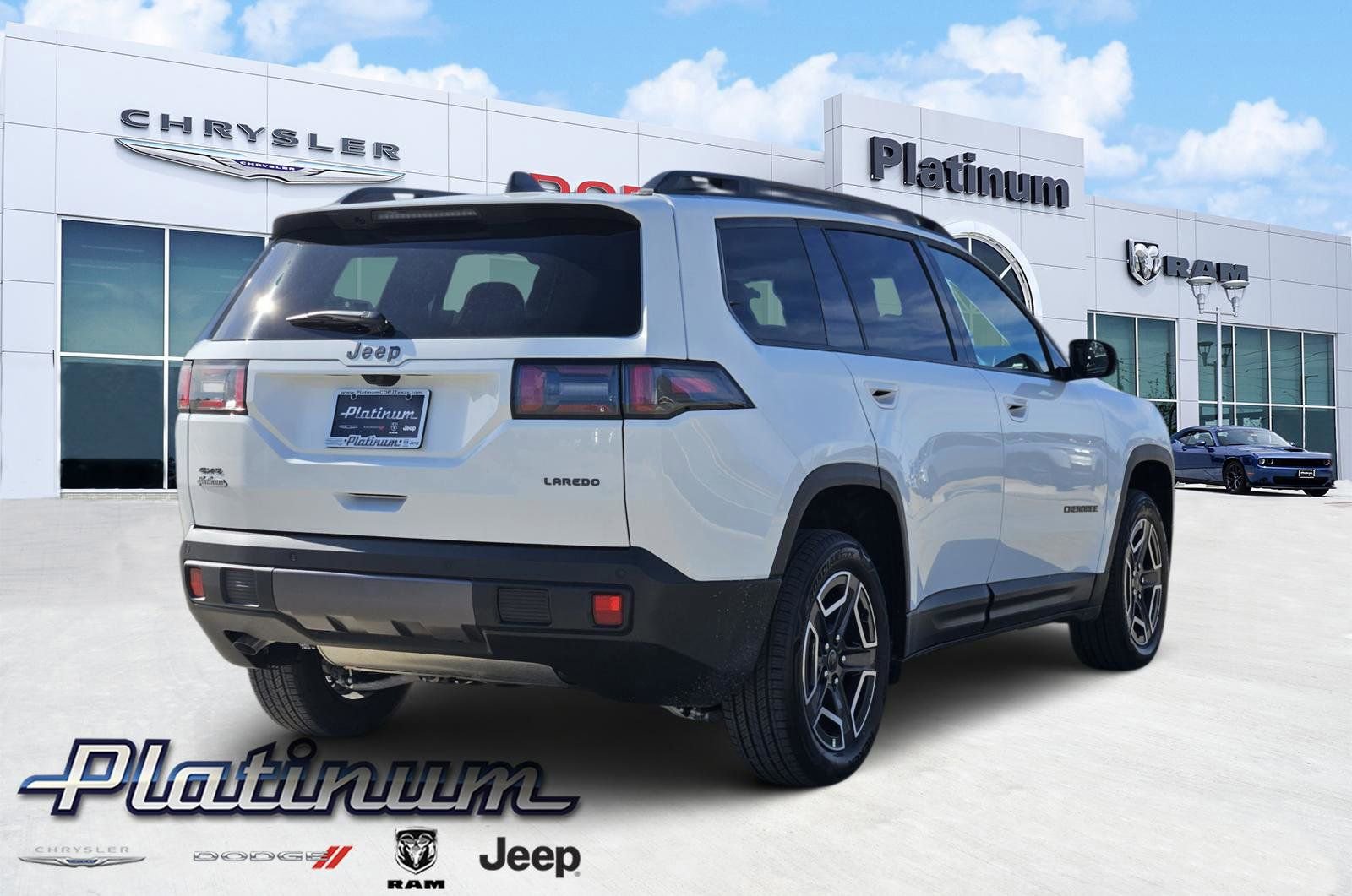 New 2026 Jeep Cherokee Laredo image 5