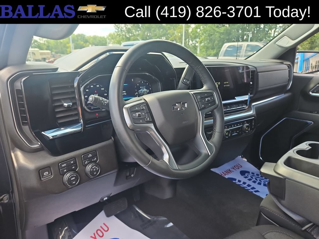 Certified 2023 Chevrolet Silverado 1500 RST w/ Z71 Off-Road Package AWD/4WD image 9