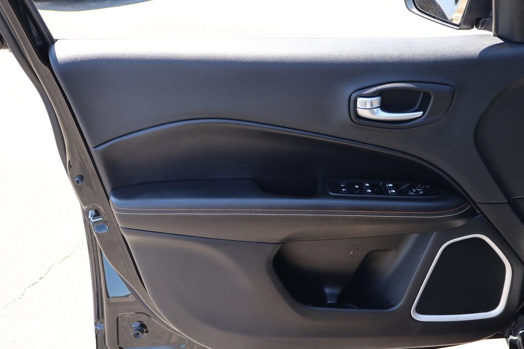 Used 2019 Jeep Compass Sport FWD image 15