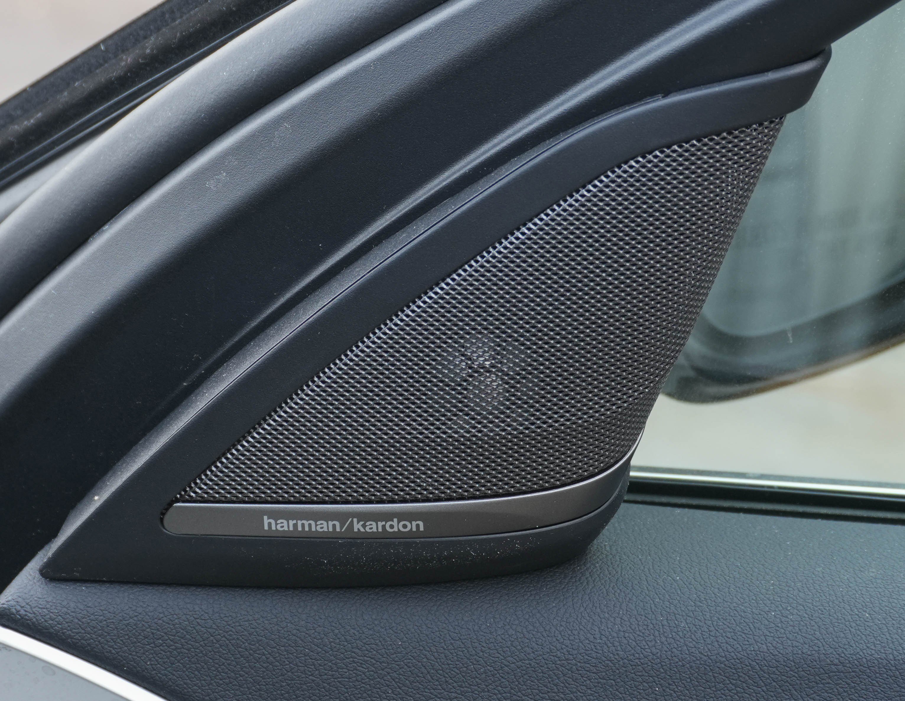 Certified 2023 BMW 530i xDrive w/ Premium Package image 28