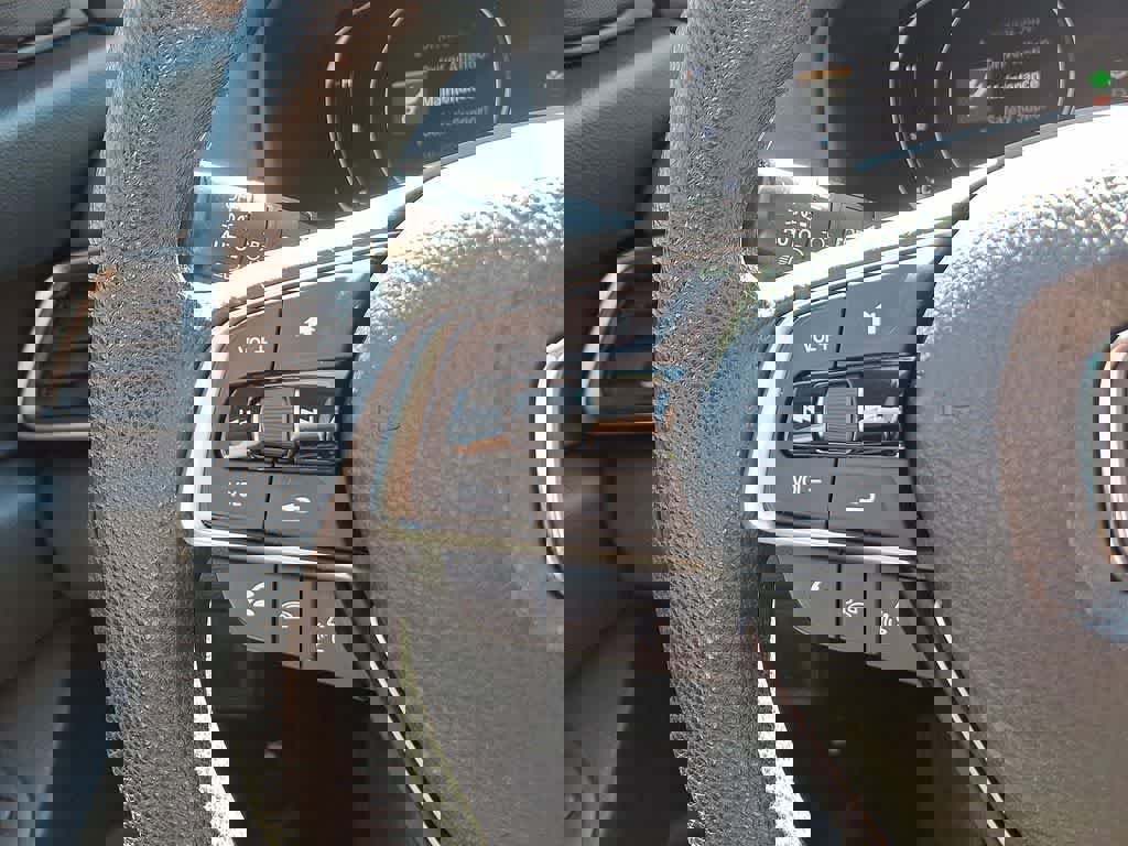 Used 2018 Honda Accord EX image 17